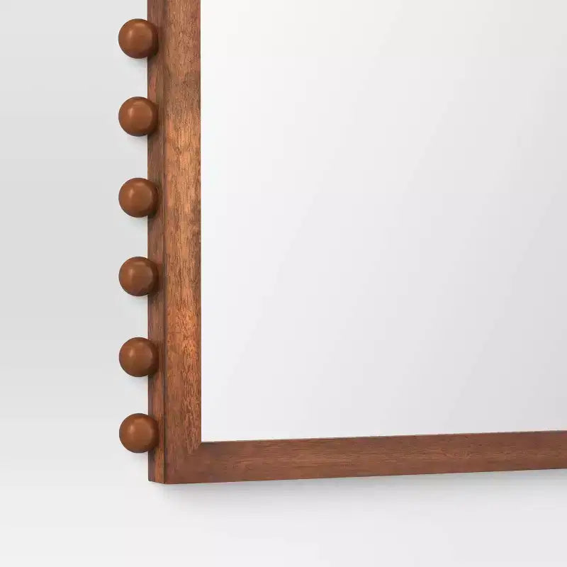 Miroir de sol perlé sculpté de 25"x65" - Threshold™