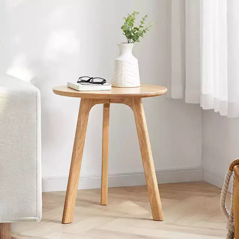 GDFStudio Wallis Minimalist 19.7 H Three Legs Solid Oak Round Side Table