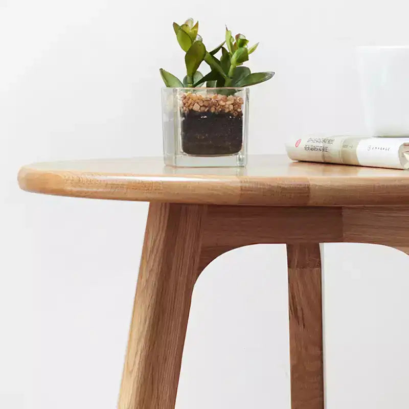 GDFStudio Wallis Minimalist 19.7 H Three Legs Solid Oak Round Side Table