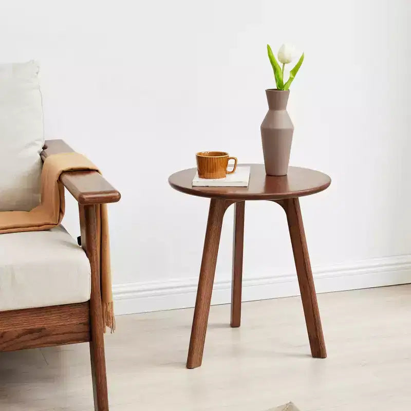 GDFStudio Wallis Minimalist 19.7 H Three Legs Solid Oak Round Side Table