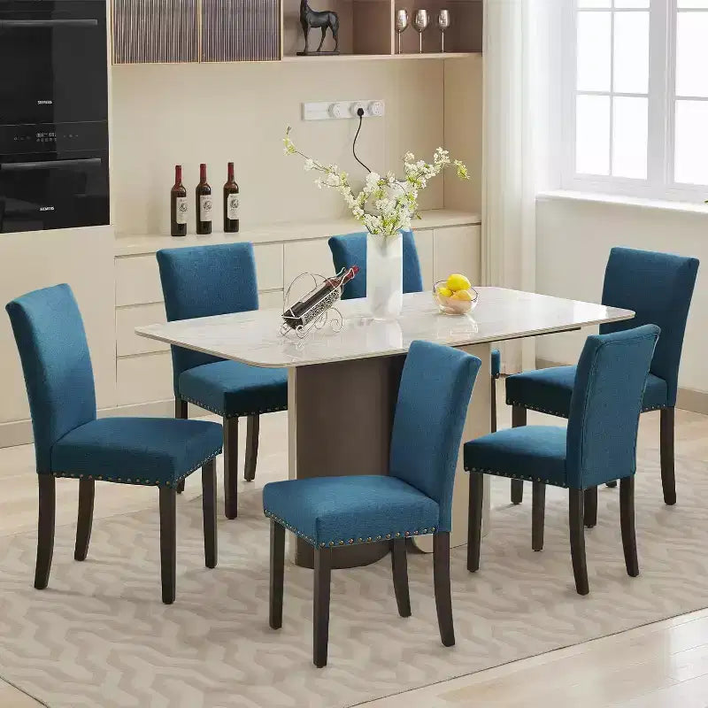 Lot de 2 chaises de salle à manger rembourrées, chaises Parsons ergonomiques à dossier haut en tissu avec garniture cloutée pour cuisine/salle à manger/hôtel