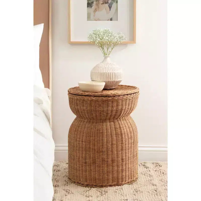 Table d'appoint en rotin Thatch Kate et Laurel