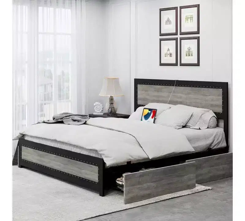 Cadre de lit CuisinSmart avec quatre tiroirs de rangement, lit plateforme avec tête de lit et décorations rivetées, cadre à lattes en métal