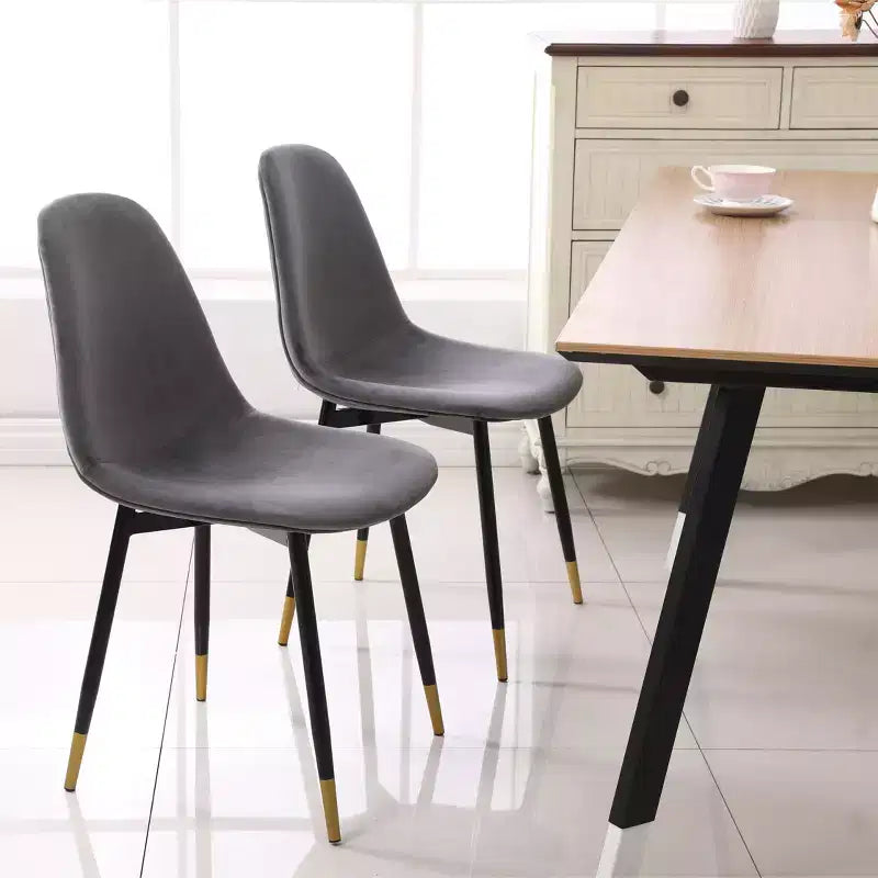 Lot de 4 chaises de salle à manger modernes Okak en tissu, avec dossier incurvé et pieds métalliques inclinés, chaises d'appoint pour cuisine et salle à manger