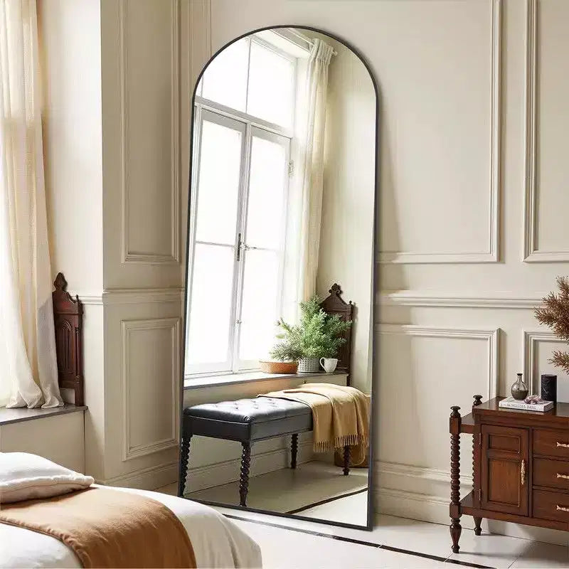 PexFix 31 po (L) x 71 po (H) Miroir corps entier arqué autoportant Cadre en métal Miroir mural Grand miroir de sol Noir
