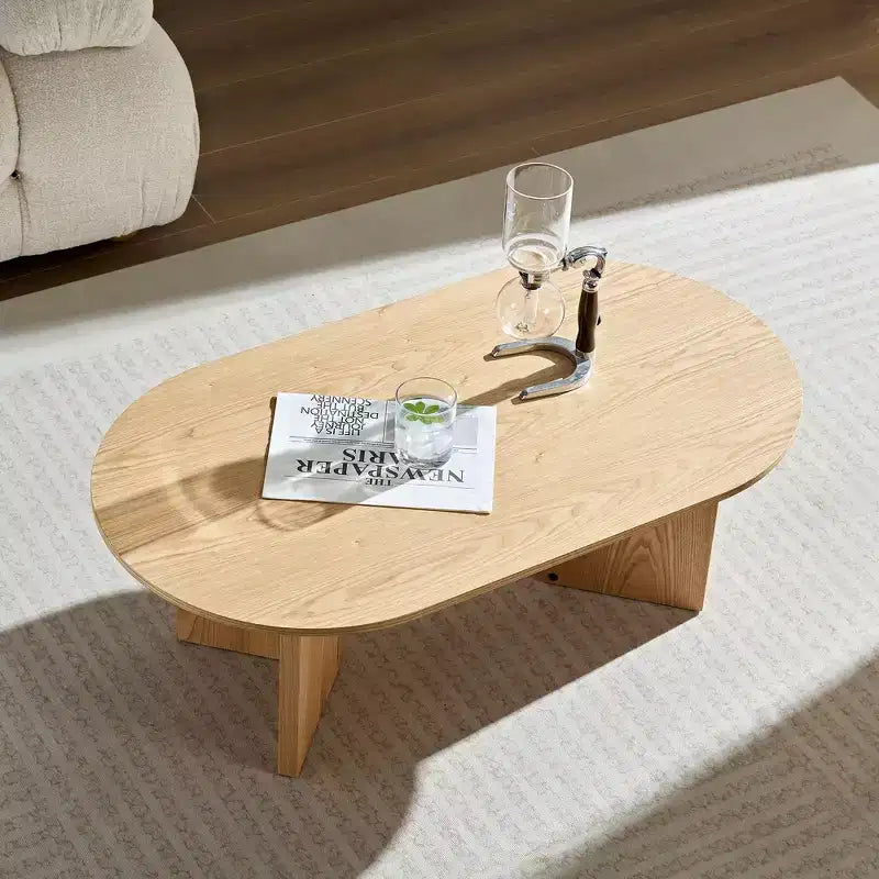 Table basse ovale moderne Okak 39L, petite table d'appoint avec base piédestal robuste, taille compacte pour salon et chambre à coucher