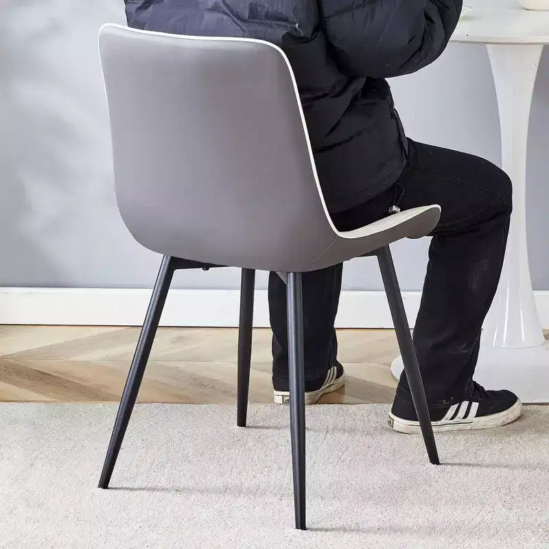 MAYEERTY Lot de 4 chaises de salle à manger en PU avec coussin étendu Blanc Gris foncé Lignes épurées Décor moderne