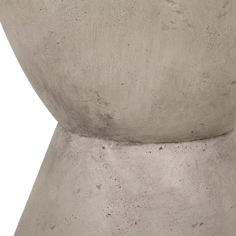 Lightweight Concrete Outdoor Side Table  Modern Sculptural Design, Weather-Resistant & Easy to Move for Patio, Balcony or Garden