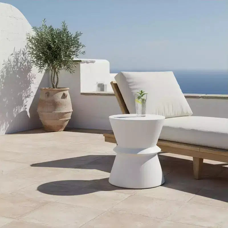 Lightweight Concrete Outdoor Side Table  Modern Sculptural Design, Weather-Resistant & Easy to Move for Patio, Balcony or Garden