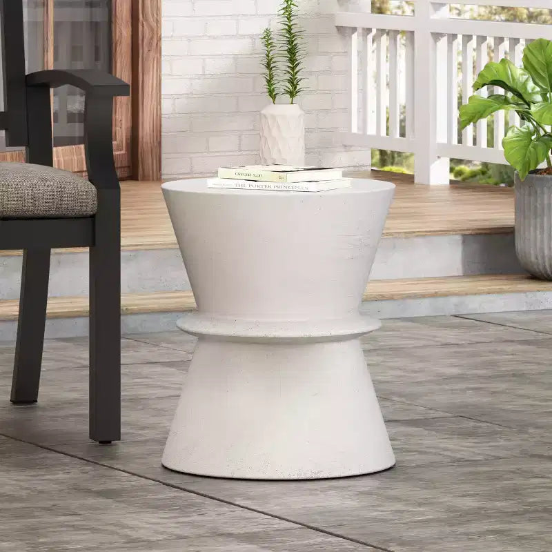Lightweight Concrete Outdoor Side Table  Modern Sculptural Design, Weather-Resistant & Easy to Move for Patio, Balcony or Garden