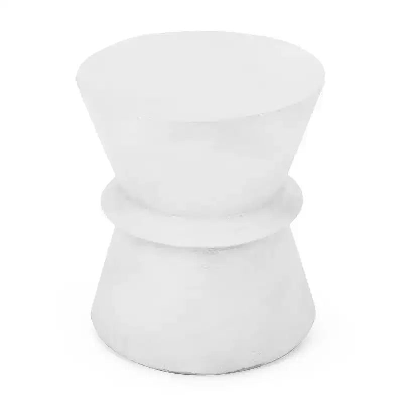 Lightweight Concrete Outdoor Side Table  Modern Sculptural Design, Weather-Resistant & Easy to Move for Patio, Balcony or Garden