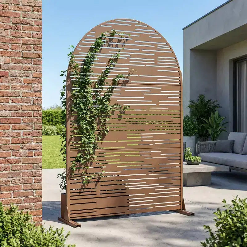 Dovelina 72H x 47W Écran d'intimité extérieur en métal arqué Panneaux de clôture autoportants Blanc/Marron pour Jardin Patio Terrasse Cour