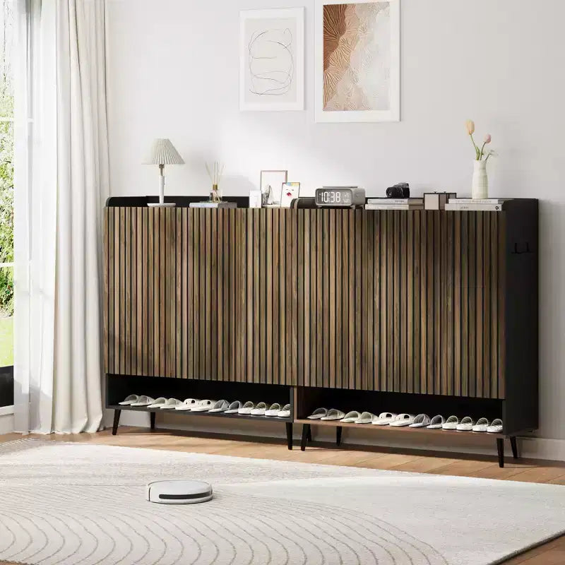 Meuble à chaussures, Meuble de rangement pour chaussures grande capacité à 6 niveaux avec 3 portes et crochets, Lot de 2 Marron Rangement d'entrée pour Couloir, Salon