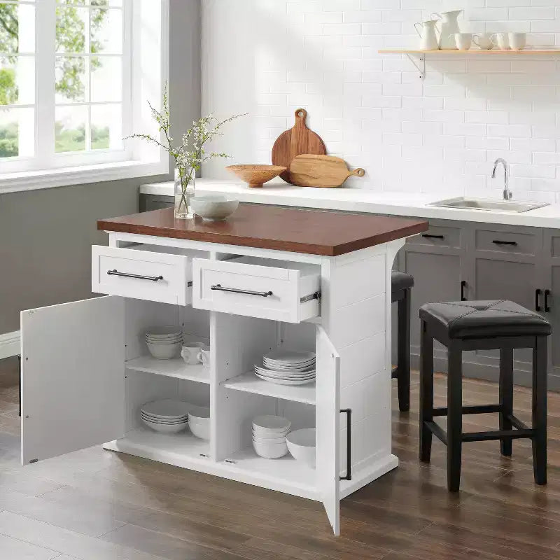 Îlot de cuisine Crosley 42" Bartlett avec plateau en bois et tabourets carrés rembourrés Blanc/Noir : design shiplap, étagères réglables