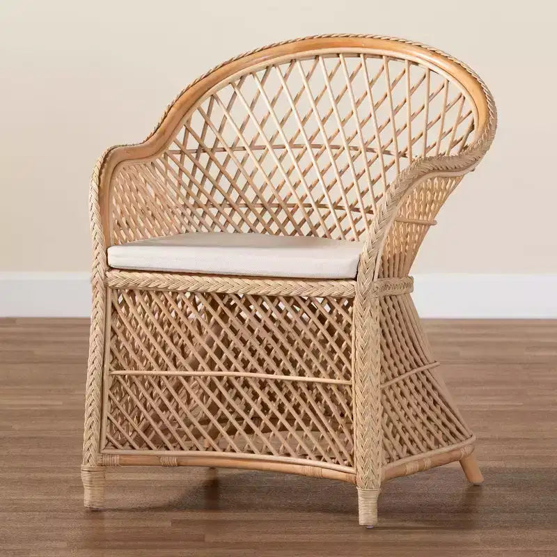 Fauteuil tressé en rotin naturel Casilda Bali & Pari