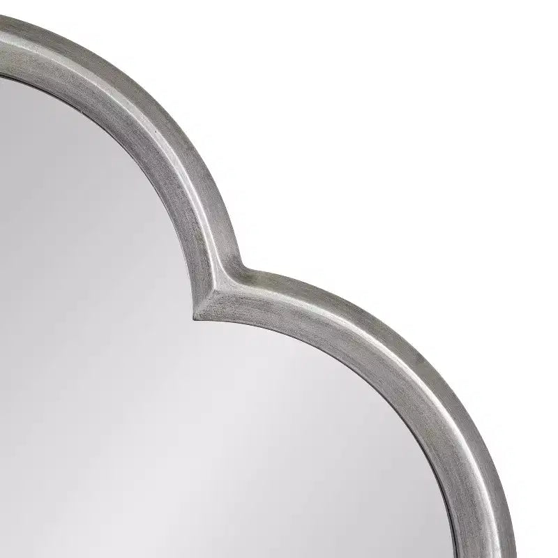 Kate and Laurel Krisi Scalloped MDF Scallop Mirror, 28x28, Silver