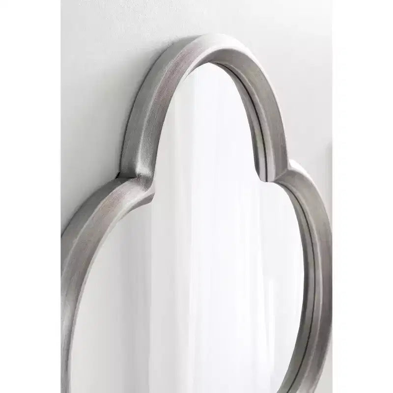 Kate and Laurel Krisi Scalloped MDF Scallop Mirror, 28x28, Silver