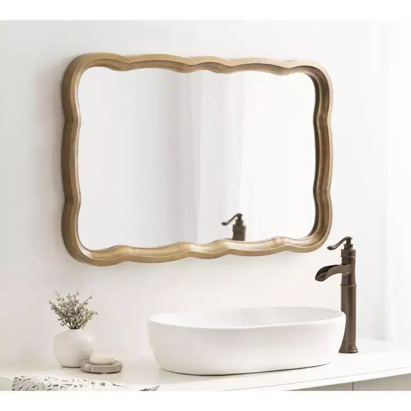Kate and Laurel Hatherleigh Scalloped MDF Scallop Mirror, 24x38, Gold