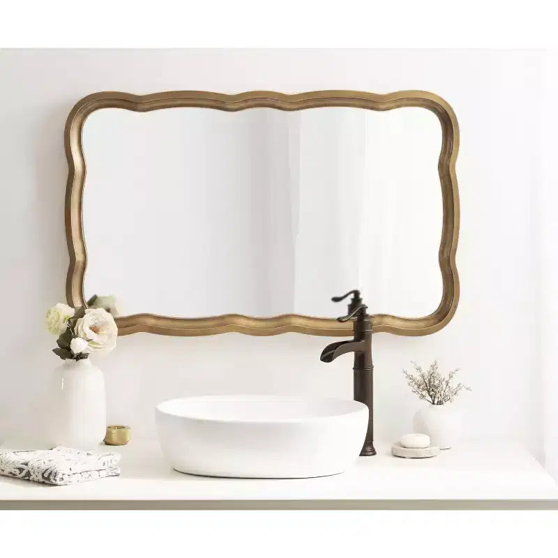 Kate and Laurel Hatherleigh Scalloped MDF Scallop Mirror, 24x38, Gold