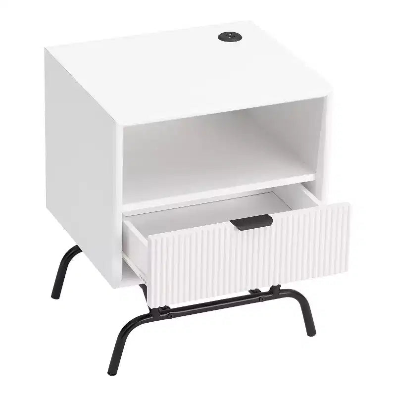 24/7 Shop At Home 18 Meadowgrove Table d'appoint moderne 1 tiroir avec ports USB et étagère