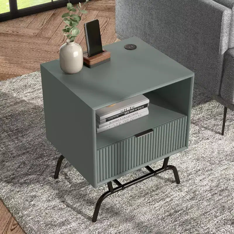 24/7 Shop At Home 18 Meadowgrove Table d'appoint moderne 1 tiroir avec ports USB et étagère