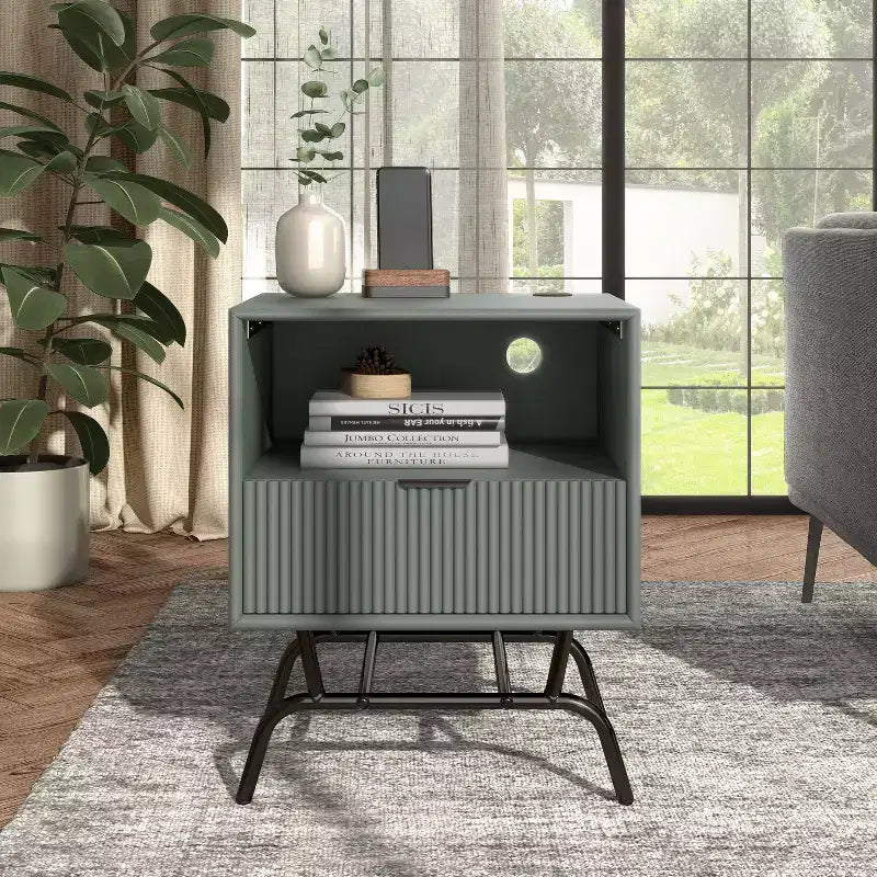 24/7 Shop At Home 18 Meadowgrove Table d'appoint moderne 1 tiroir avec ports USB et étagère