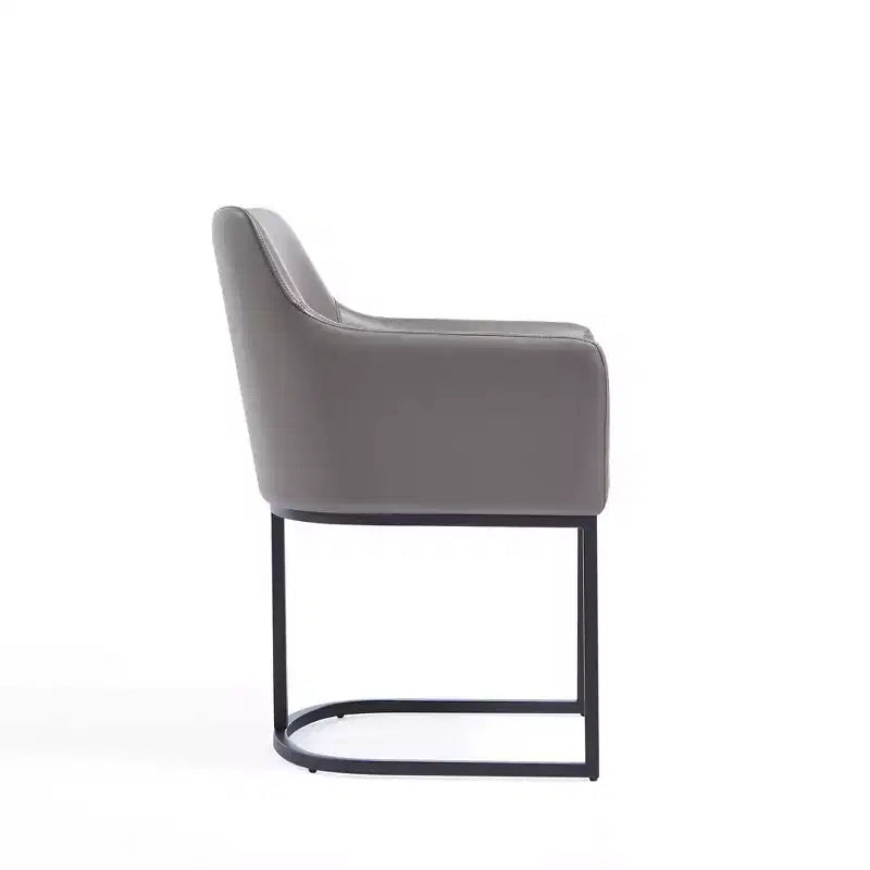 Chaise de salle à manger capitonnée en similicuir Serena - Manhattan Comfort