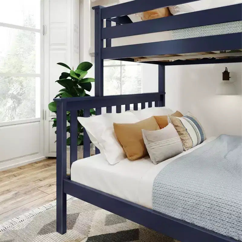 Lit superposé simple sur double en bois massif Plank+Beam, aucun sommier tapissier requis
