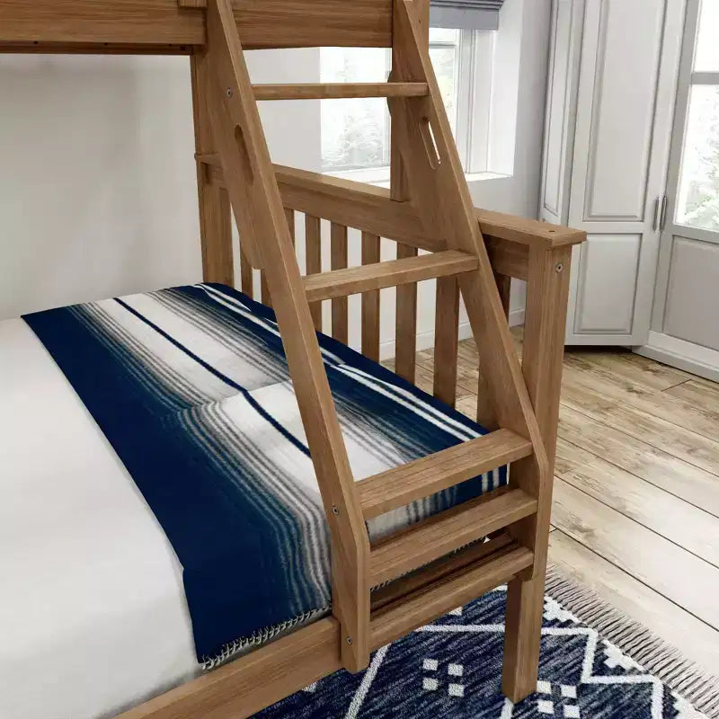 Lit superposé simple sur double en bois massif Plank+Beam, aucun sommier tapissier requis