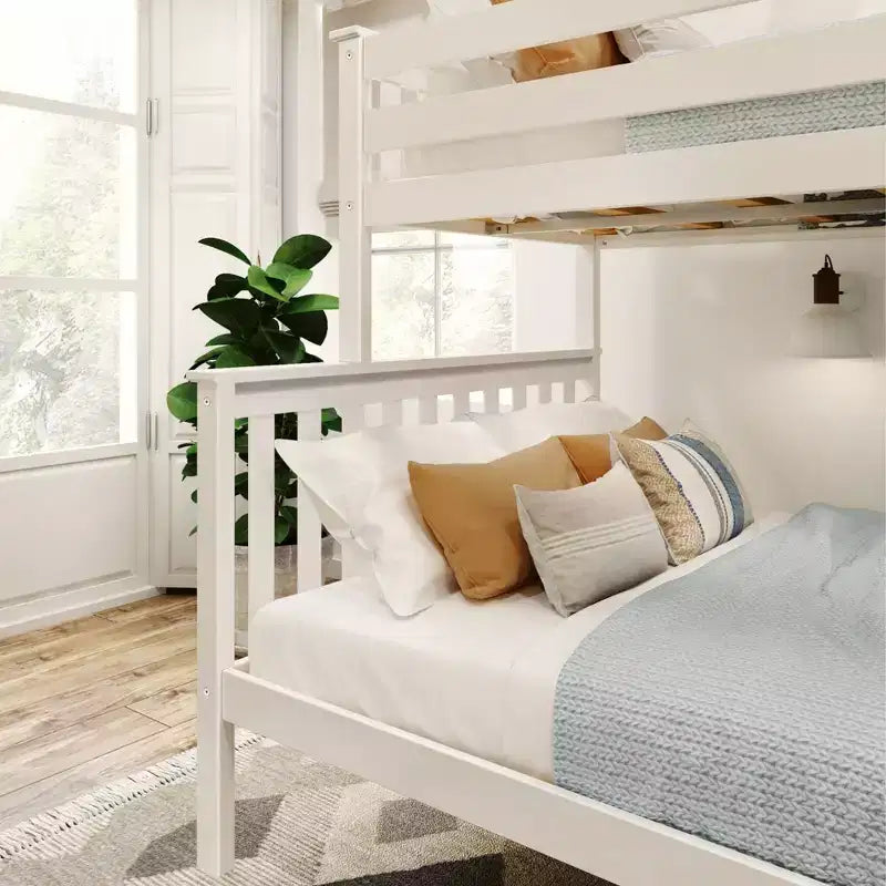 Lit superposé simple sur double en bois massif Plank+Beam, aucun sommier tapissier requis
