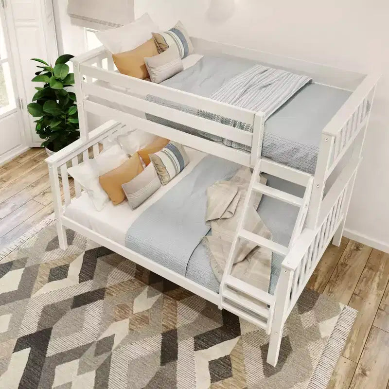 Lit superposé simple sur double en bois massif Plank+Beam, aucun sommier tapissier requis