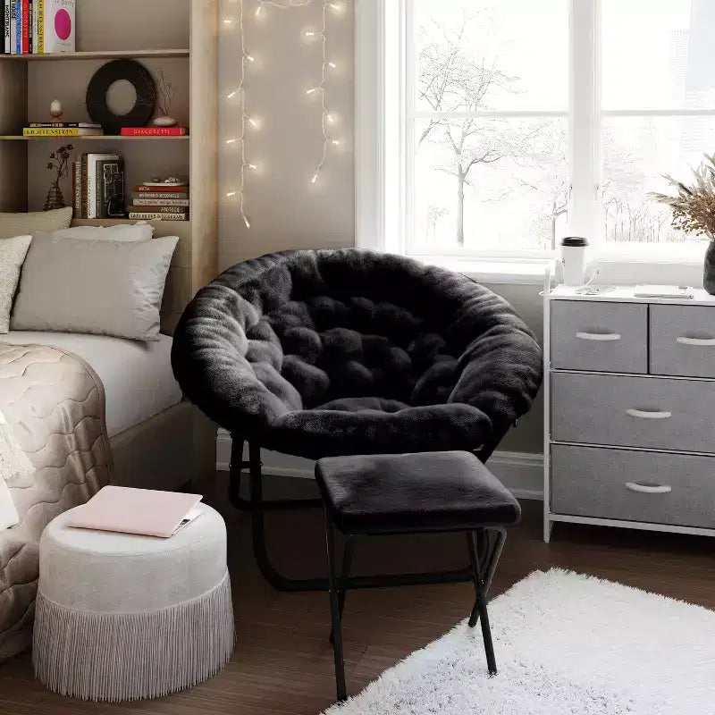 Fauteuil lune pliant en fausse fourrure Flash Furniture Gwen 38 Oversize avec pouf pliant pour dortoir et chambre à coucher