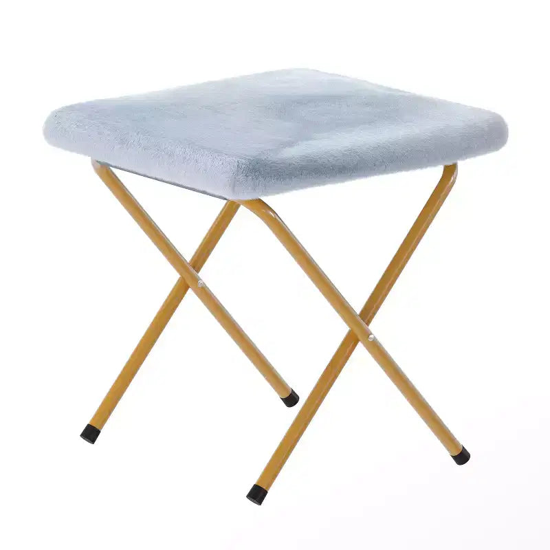 Fauteuil lune pliant en fausse fourrure Flash Furniture Gwen 38 Oversize avec pouf pliant pour dortoir et chambre à coucher