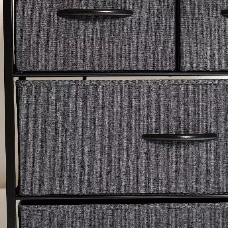Flash Furniture Sodano Table de Chevet 4 Tiroirs avec Station de Charge, 2 Ports USB et 1 Prise, Cadre Métallique, Dessus, Tiroirs et Poignées en Bois Manufacturé