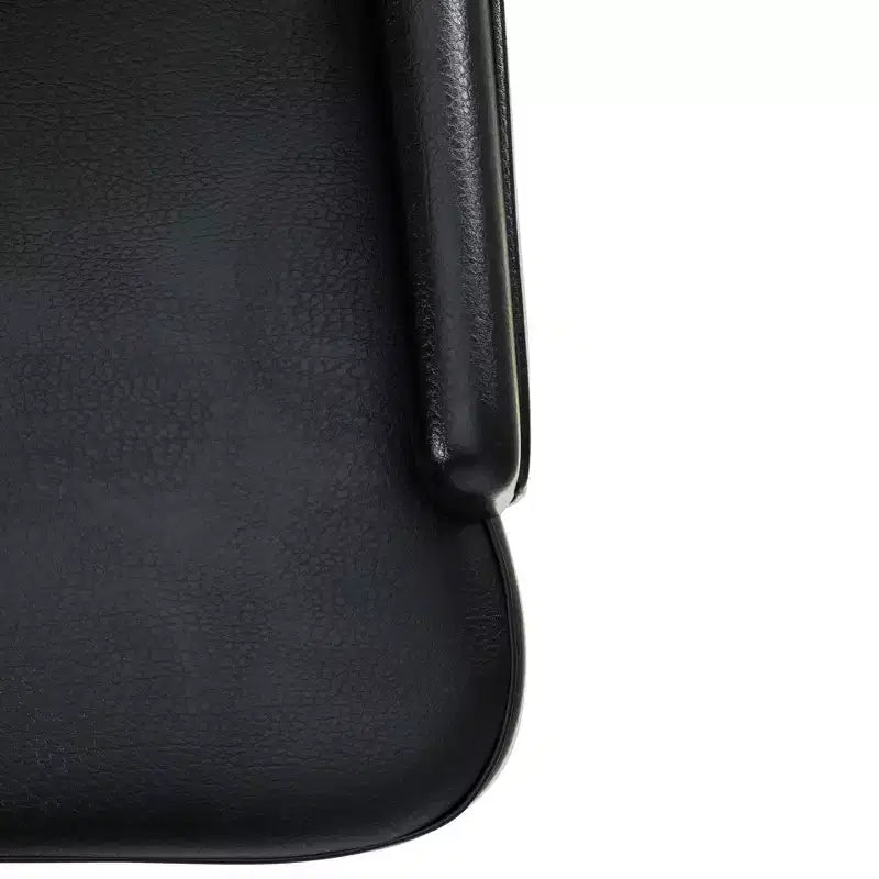 Chaise de salle à manger LeisureMod en velours de cuir capitonné avec dossier haut et pieds en hévéa teinté