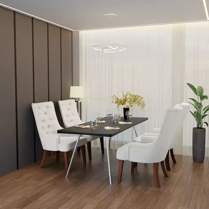 Chaise de salle à manger LeisureMod en velours de cuir capitonné avec dossier haut et pieds en hévéa teinté