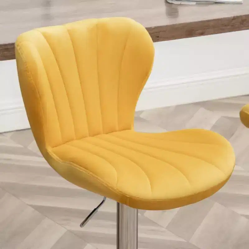 Tabourets de bar pivotants réglables rembourrés Ellston jaunes, lot de 2