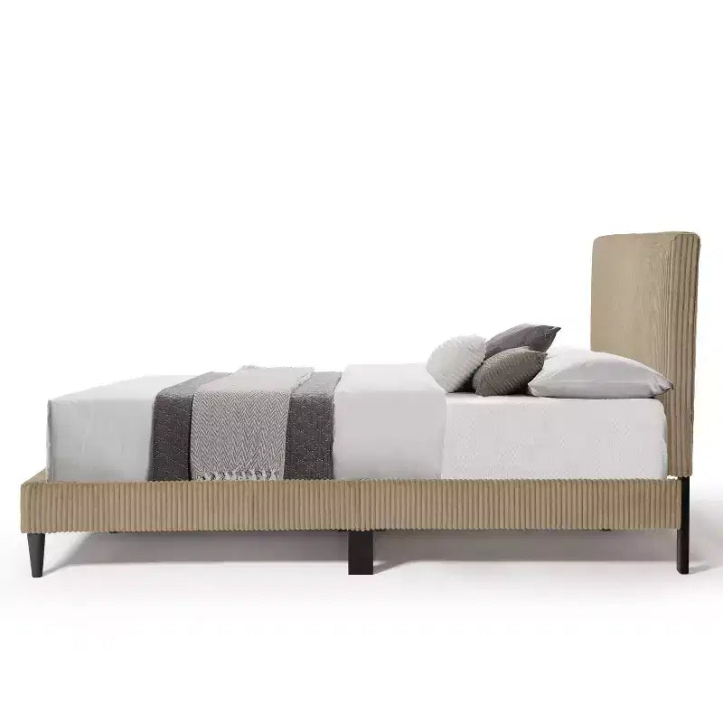 Lit plateforme Queen miBasics Beckman en velours côtelé avec housse amovible